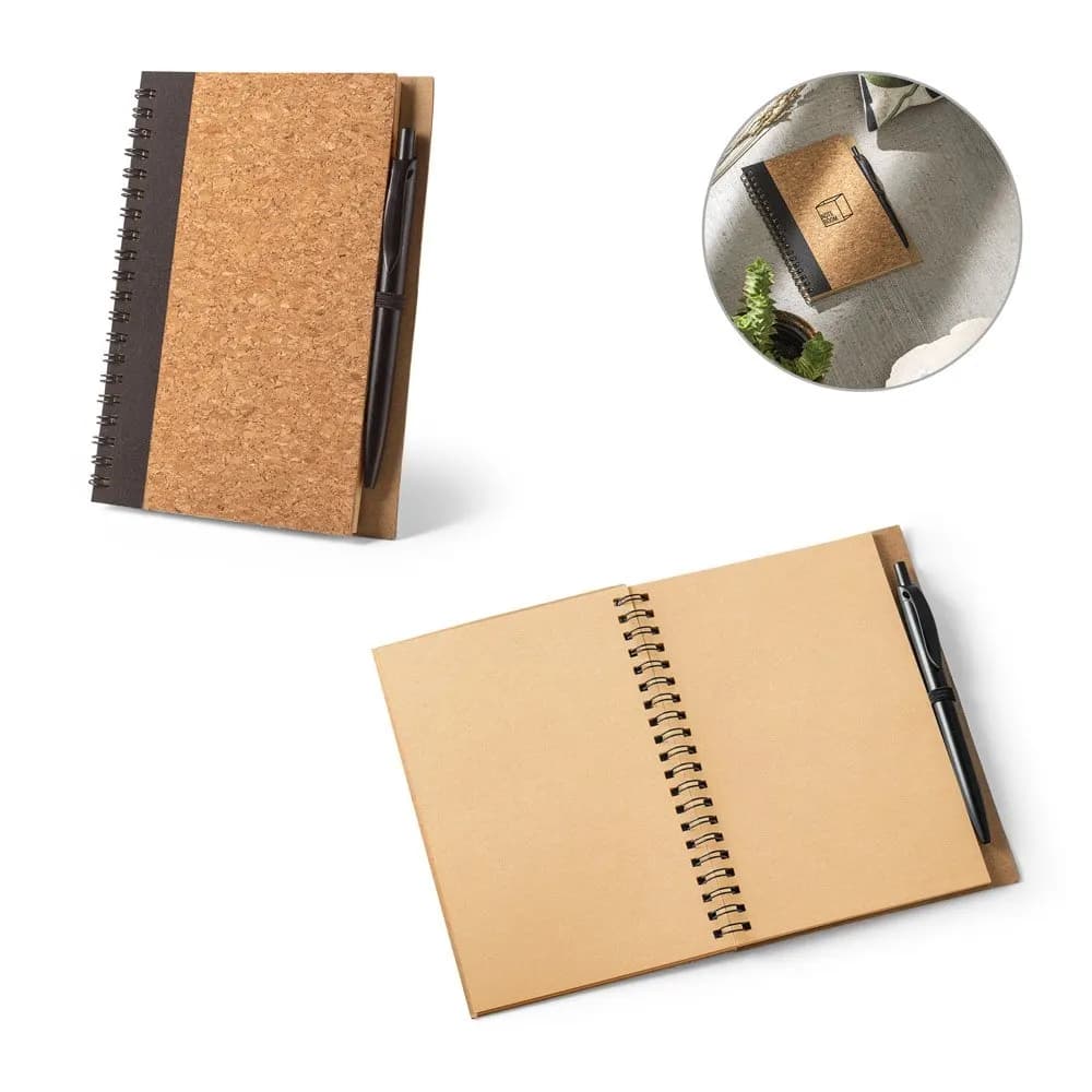 Caderno B6 de capa dura em cortiça e PET 100% reciclado com 140 páginas lisas recicladas