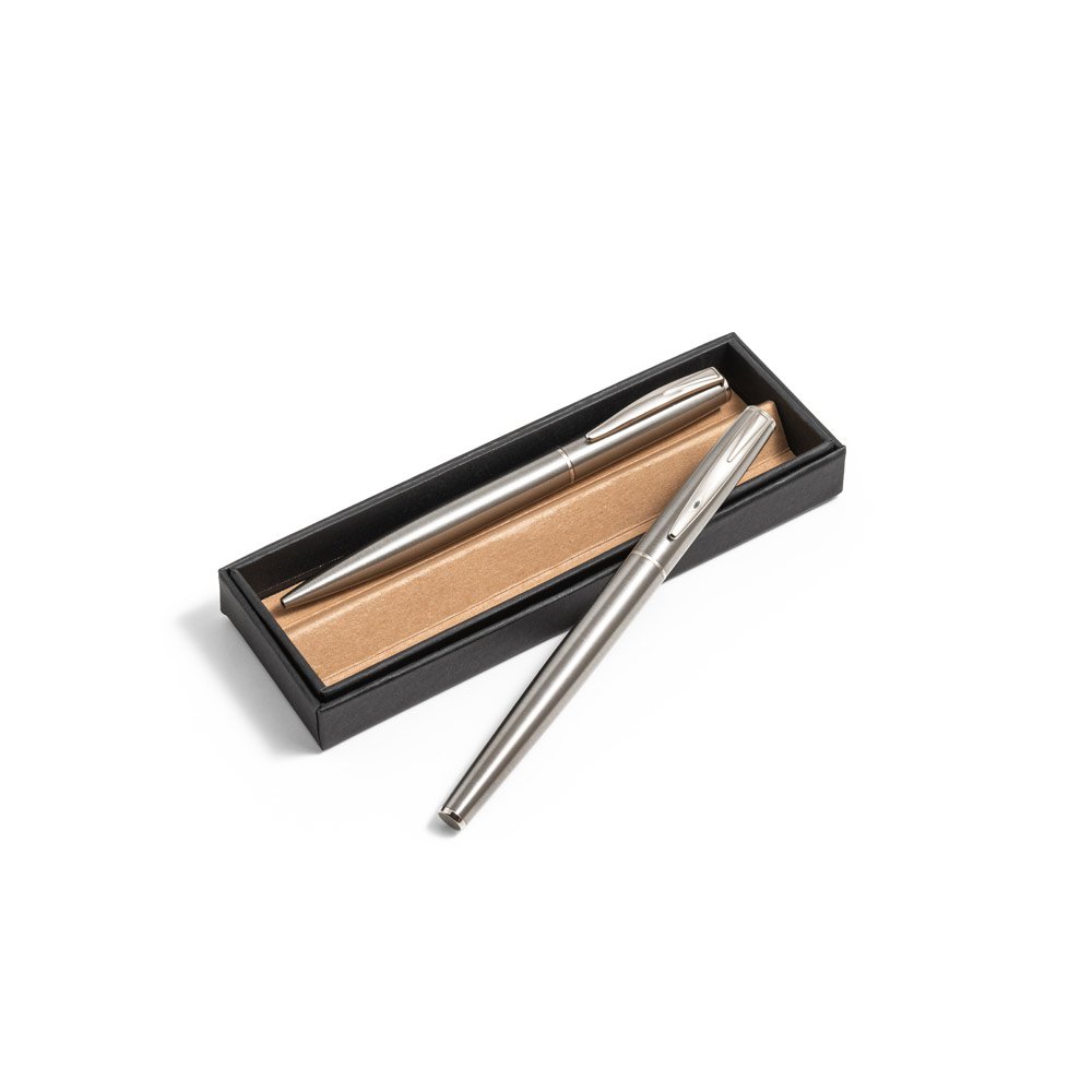 Conjunto de roller e esferográfica com corpo em aço inox 53% reciclado com escrita em preto - Imagem 4