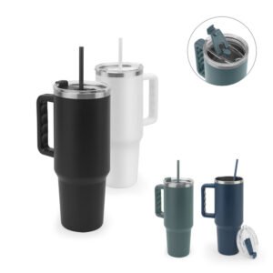 Copo de viagem de grande dimensão em aço inoxidável 91% reciclado com parede dupla isolada a vácuo e acabamento em mate 1300 mL